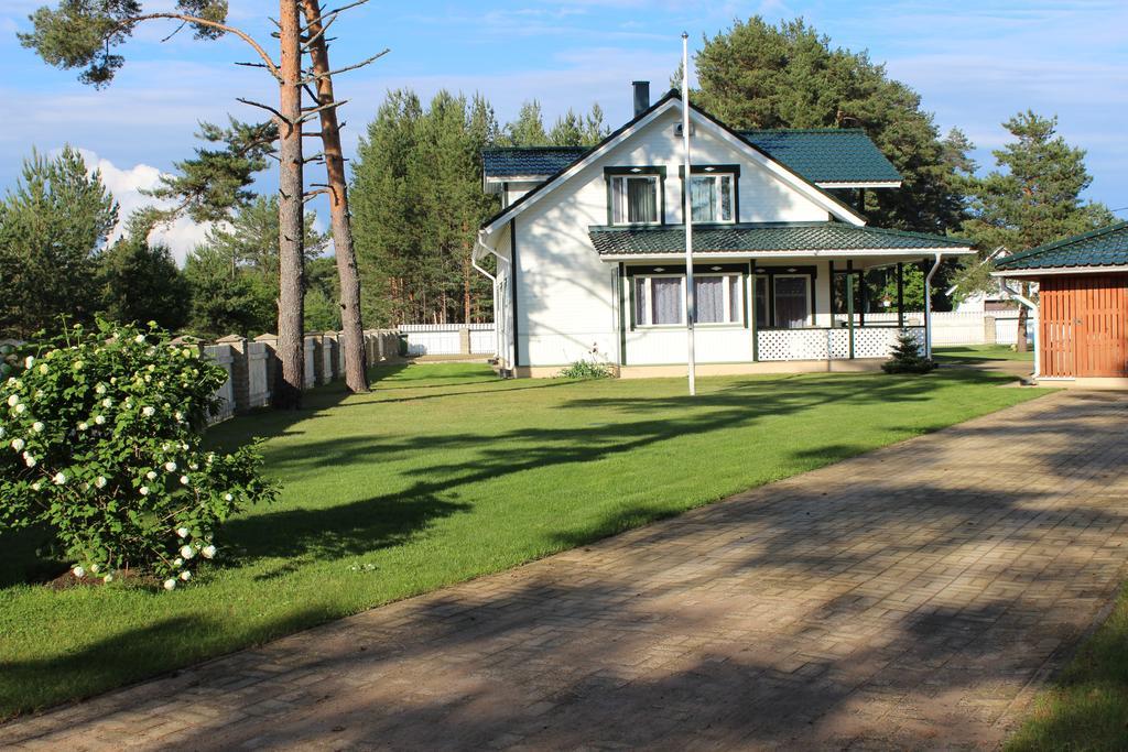 Kuru Villa Eksteriør bilde
